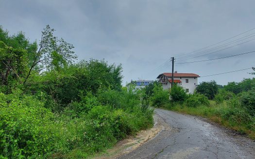 УПИ за строителство в гр. Обзор, само на 315 метра от плажа