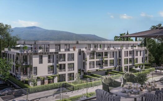 Четиристаен апартамент за продажба в Малинова долина