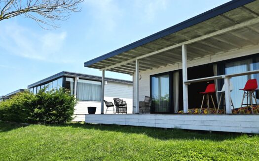 Луксозно бунгало с гледка море за продажба в къмпинг „Гардения“, Лозенец