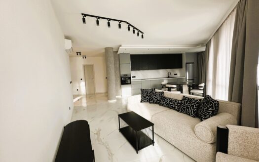 Прекрасен 3-стаен под наем 135 кв.м. на удобна локация на Цар Борис III